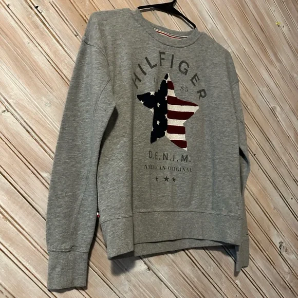 Tommy Hilfiger American Flag Gray Star Crew Neck Sweater Sherpa Embroidered - Picture 6 of 8